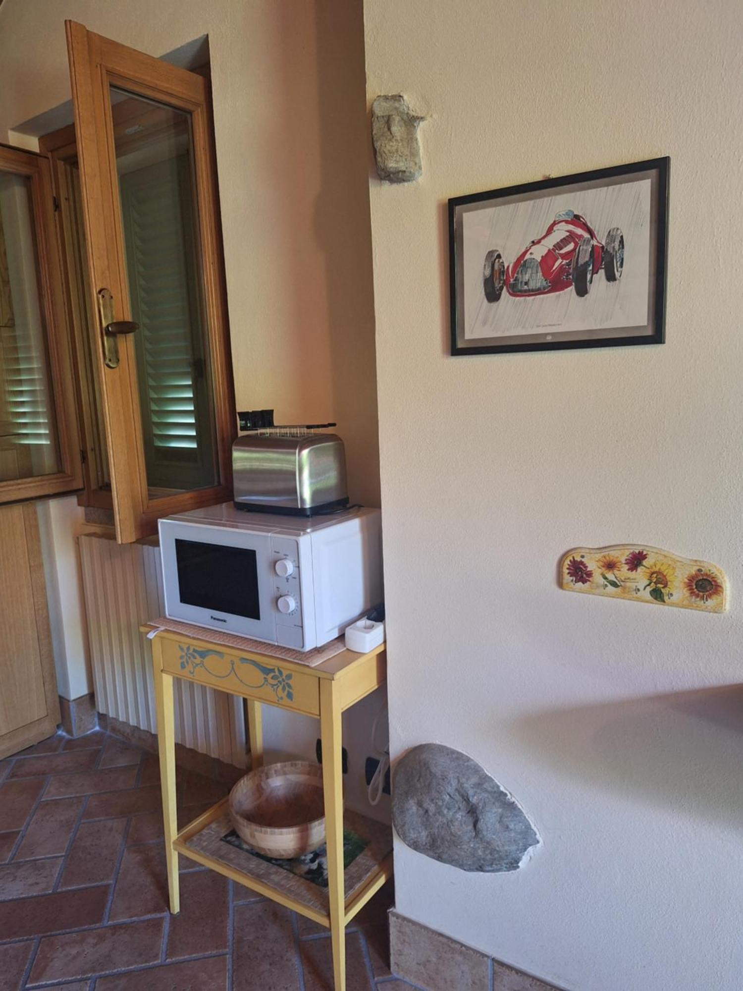 La Dependance Immersa Nel Parco Della Villa Isabella Stresa Luaran gambar